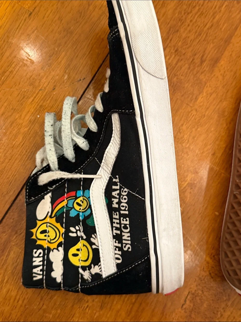 Vans Black High-Top men Sneakers with Smiley Graphics size 11.5